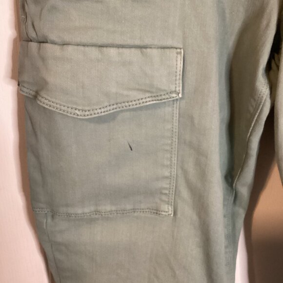 R Jeans Women's The High Rise Cargo Green Pants Size 33 Tall Stretchy Casual - Picture 11 of 11